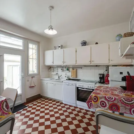 Picturesque In With Private Courtyard * Bayeux
